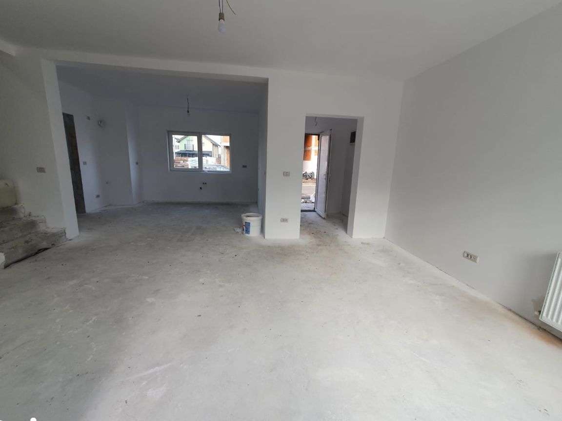 Vila noua de vanzare in Via Carmina, Vladimirescu, Arad (comision 0)