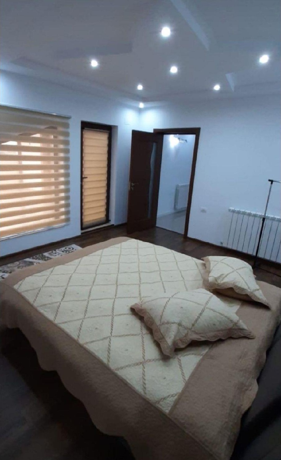 Vila P+2  com Valu lui Traian jud Constanta