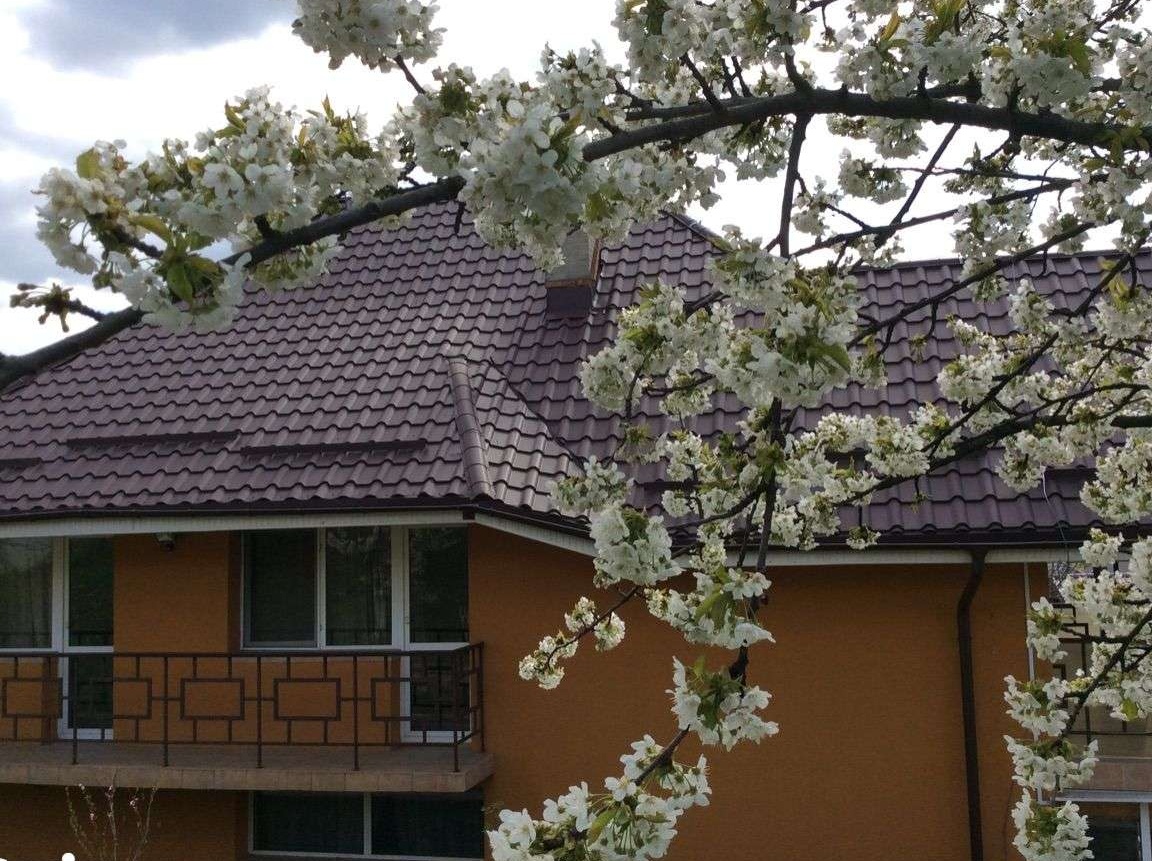 Vila p+2, lux, central, teren 2154 mp, Stațiunea Baltatesti