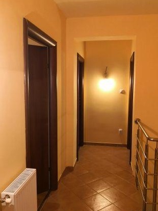 Vila pe Valea Doftanei - BREBU, jud.Prahova (lângă Câmpina)