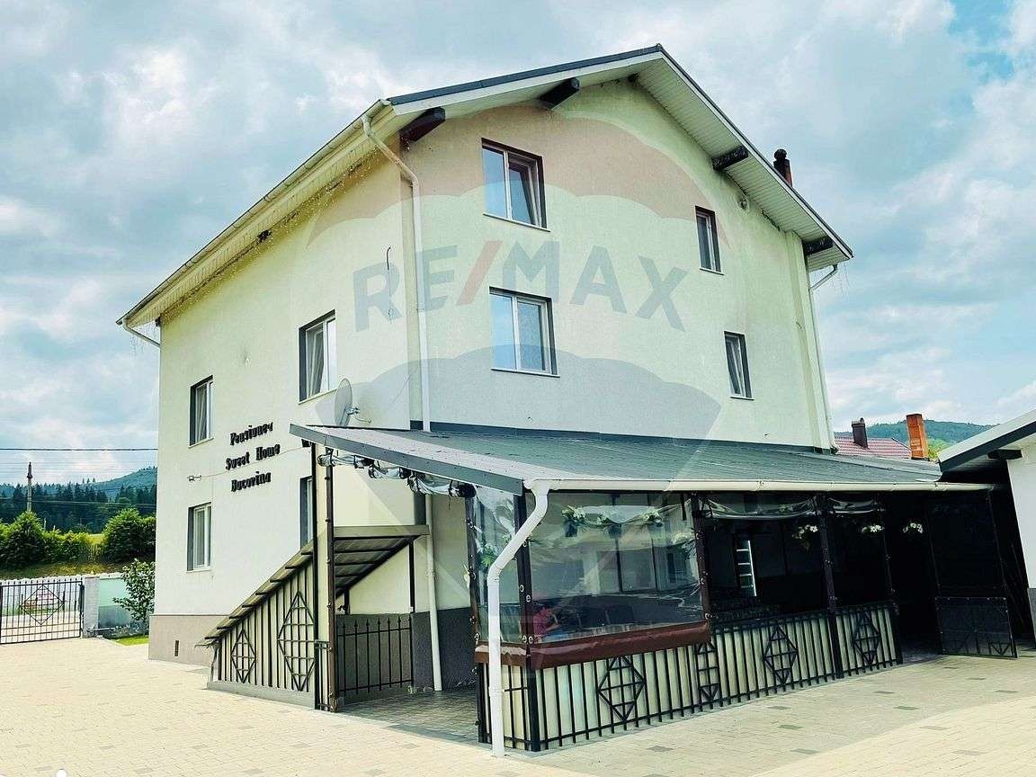 Vilă/ Pensiune/Hotel de vânzare Frasin, Suceava, Bucovina