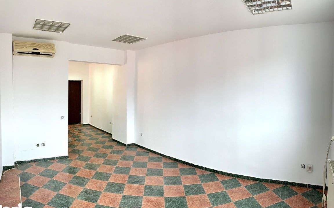 Vila spatioasa pretabila birou/clinica/activitate comerciala