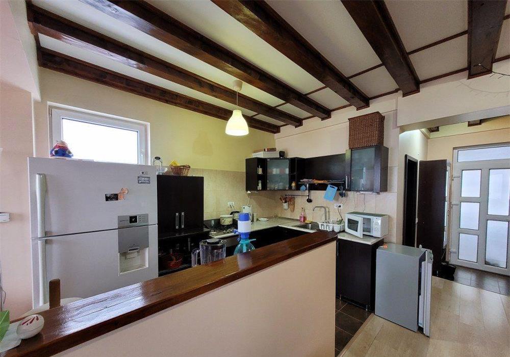 Vila tip duplex de vanzare in Busteni