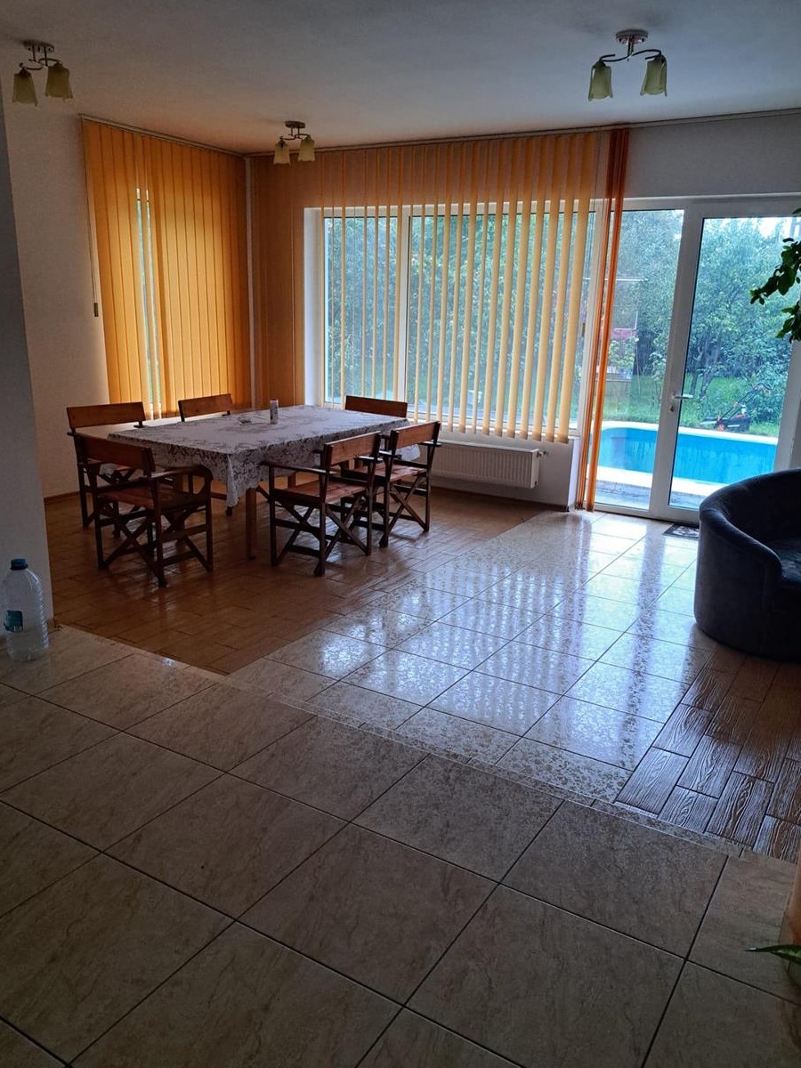 Vila Trivale P+1,pentru echipe sau familie