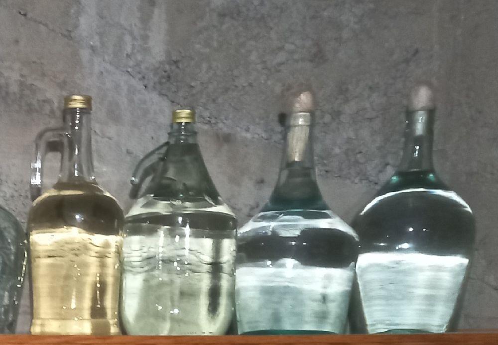 Vin de coacaze,struguri,Palinca de pere ,mere,ciresata