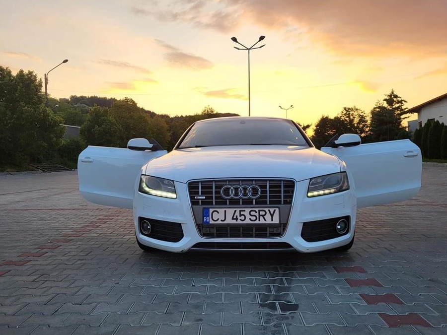 Vînd Audi a5 2011