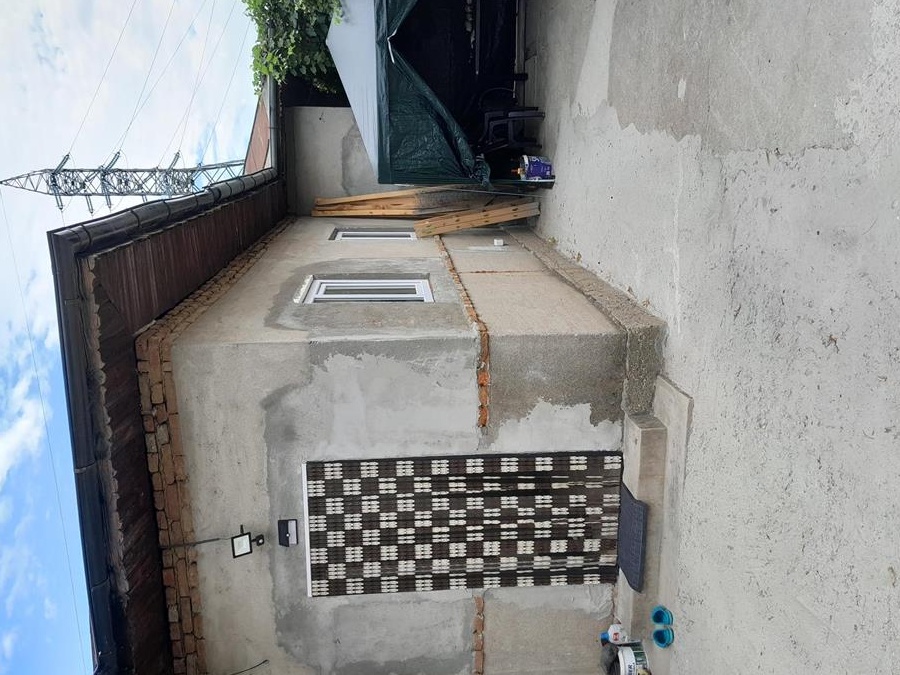 vînd casa la tara aproape de Bucuresti