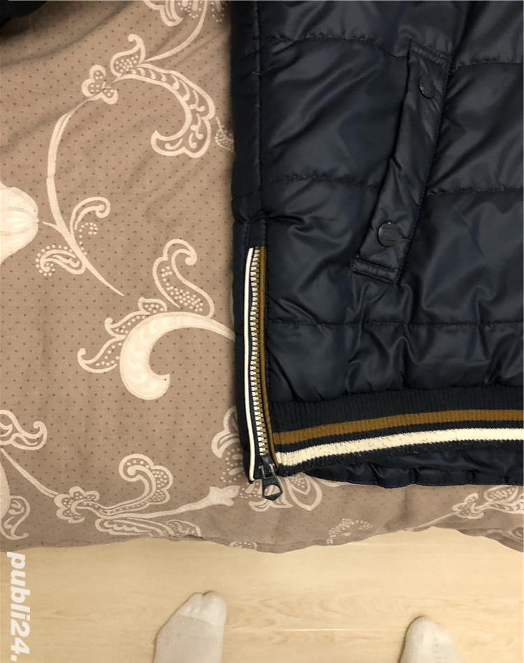 Vind Geaca Bershka Impecabila
