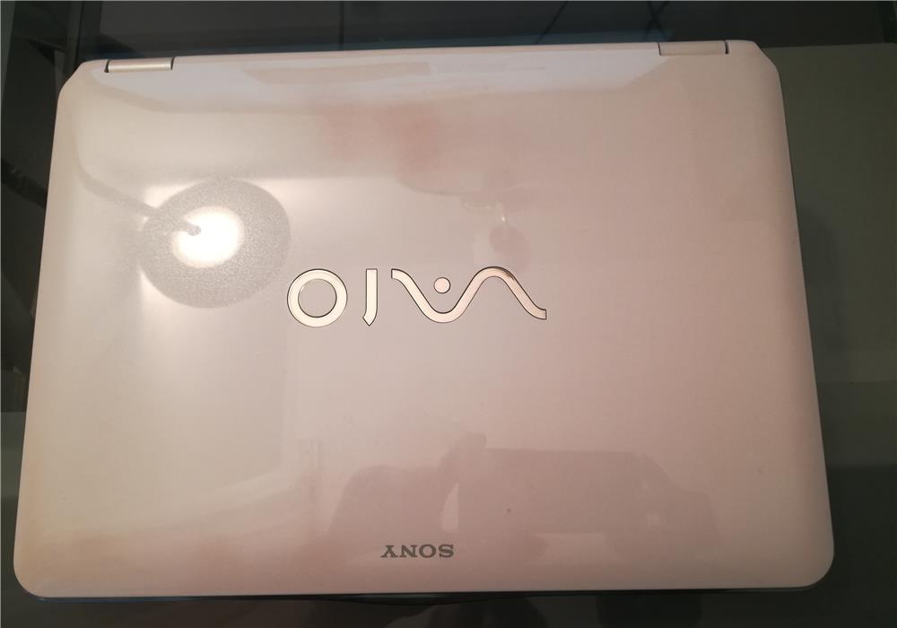 Vind laptop sony vaio model vgncs11 s