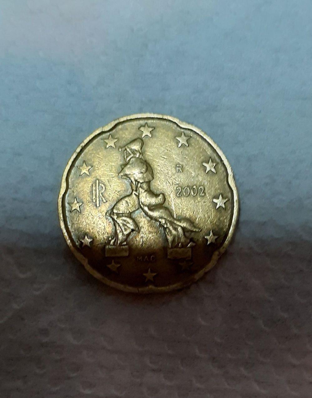 vînd monezi de colecție anu 2002 italia