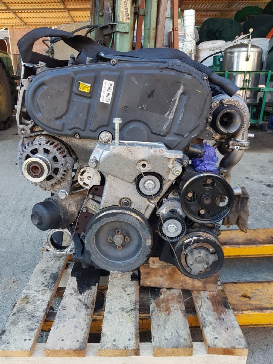 vînd motor 1.6mjt 77 kw fiat