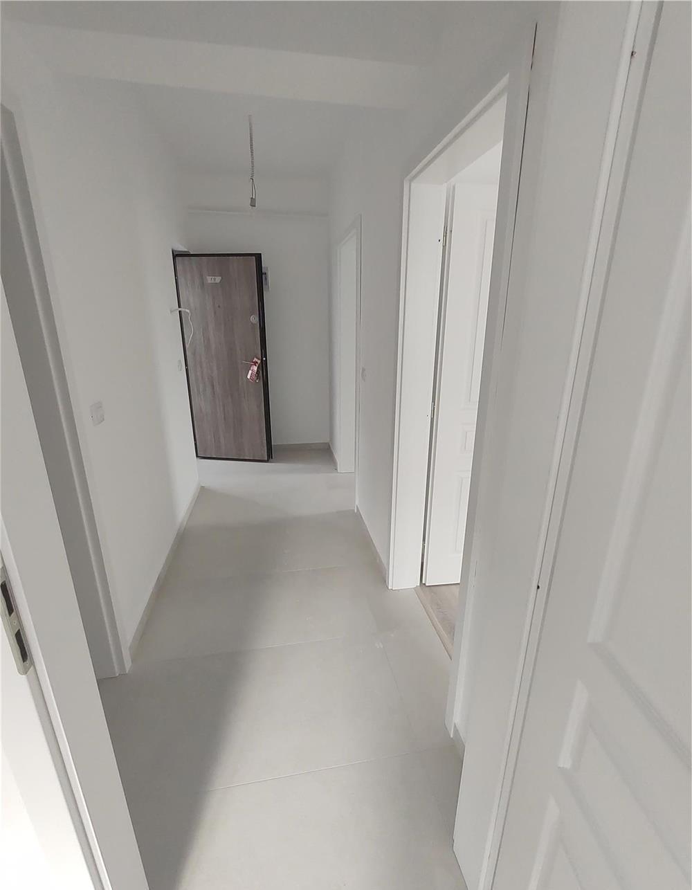 Vindem Apartament cu 2 cam D Cug