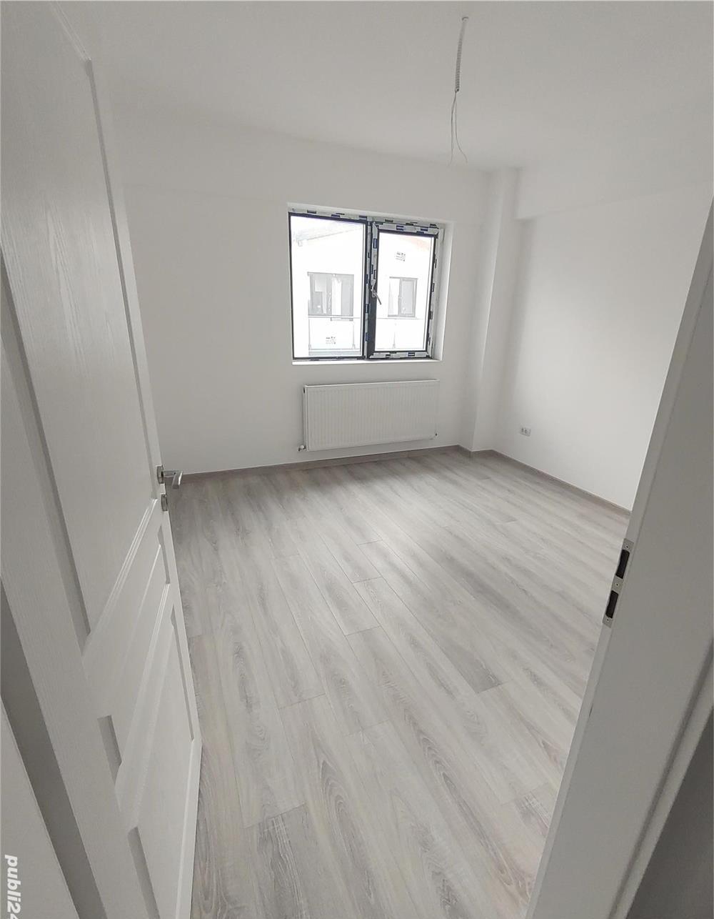 Vindem Apartament cu 2 cam D Cug