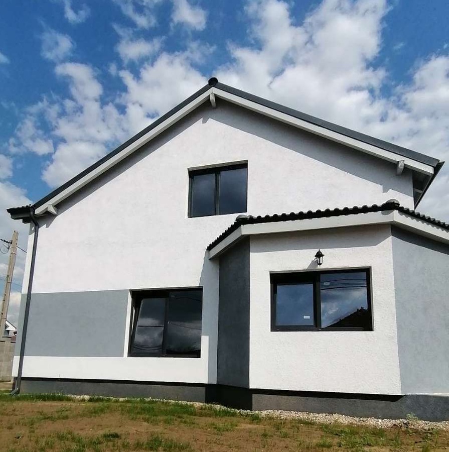 Vindem vila noua, direct de la proprietari, aproape de Arad, Sofronea