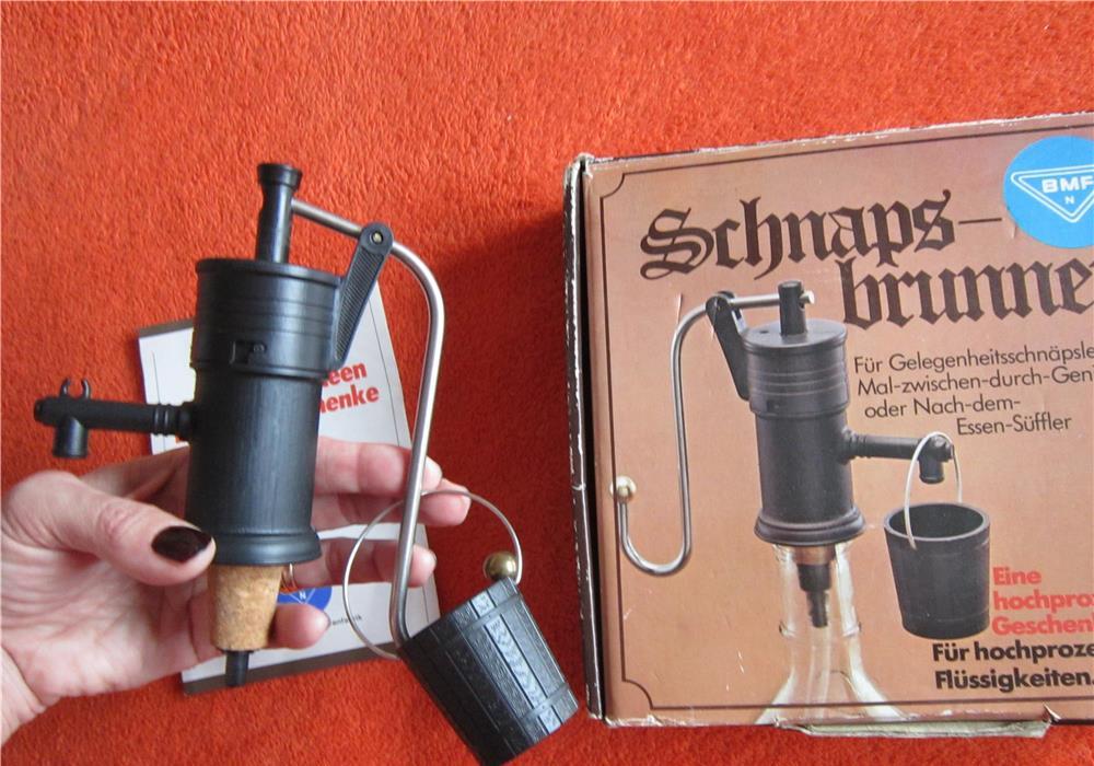 vintage Schnaps, Brandy pump, pompa bauturi-made W.Germany' anii'70