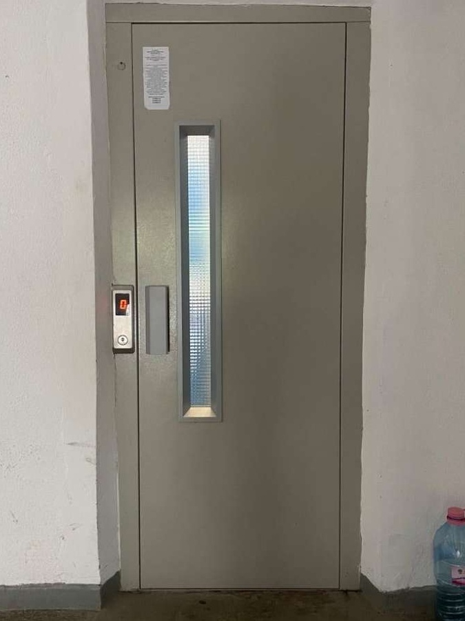 Vinzare apartament 3 camere-zona MB-uri