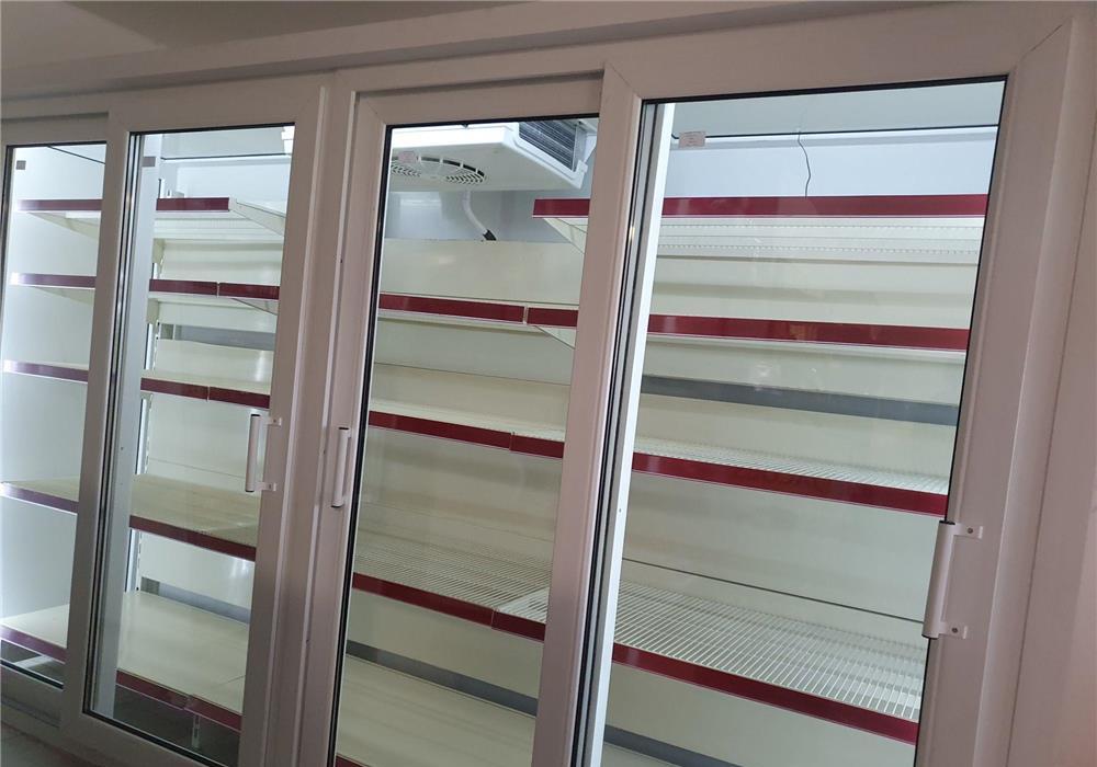 Vitrine frigorifice cu AER Conditionat modificat si 3-8 grade sau suflanta  , PRET CORECT  !!!