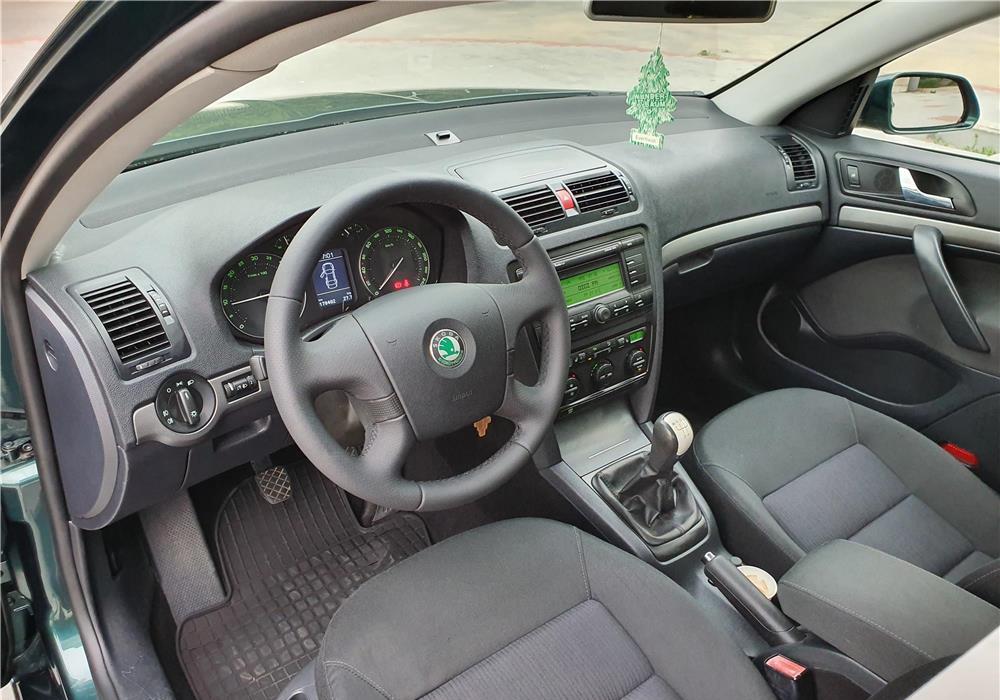 Volane Skoda Octavia / Fabia / Superb / Volkswagen - Piele Perforata