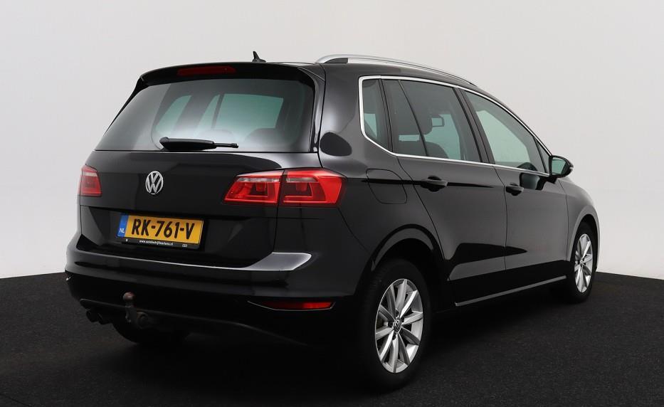 Volkswagen Golf Sportsvan - Automata - Highline - Euro 6 - BiXenon - Navigatie - Alcantara