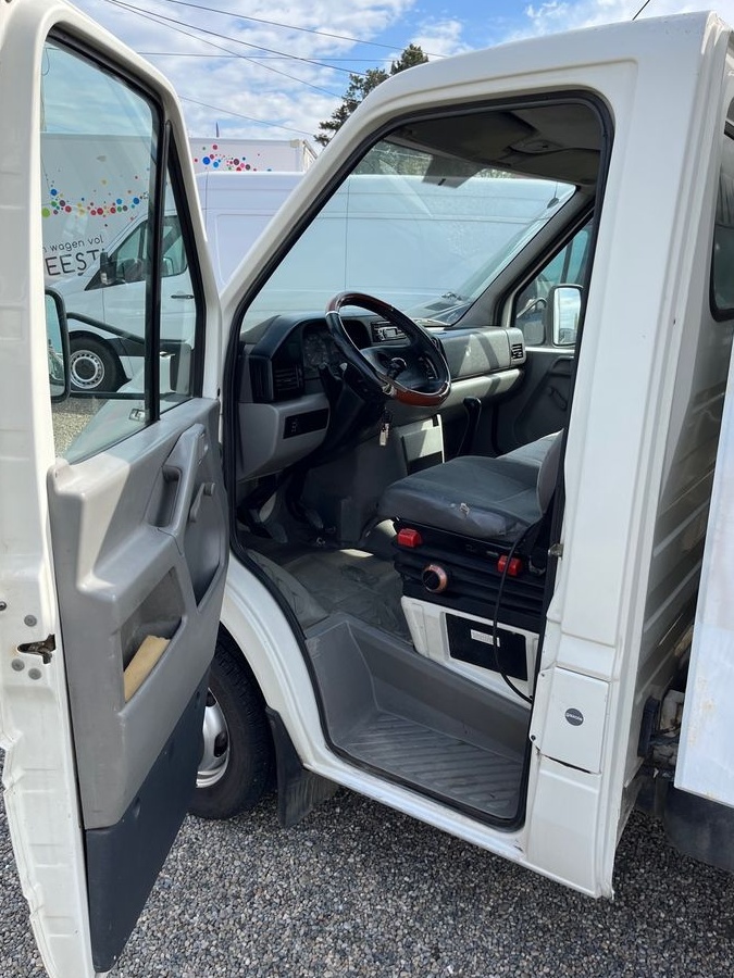 Volkswagen LT46