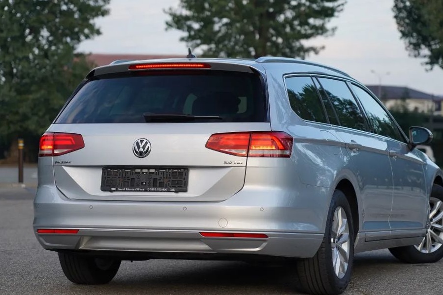 Volkswagen Passat Variant 2.0 TDI DSG (BlueMotion Technology)
