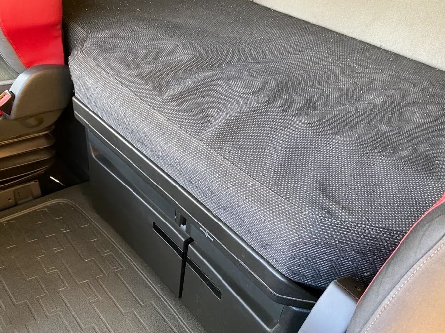 Volvo FH460 mega, avans de la 6.800 EUR