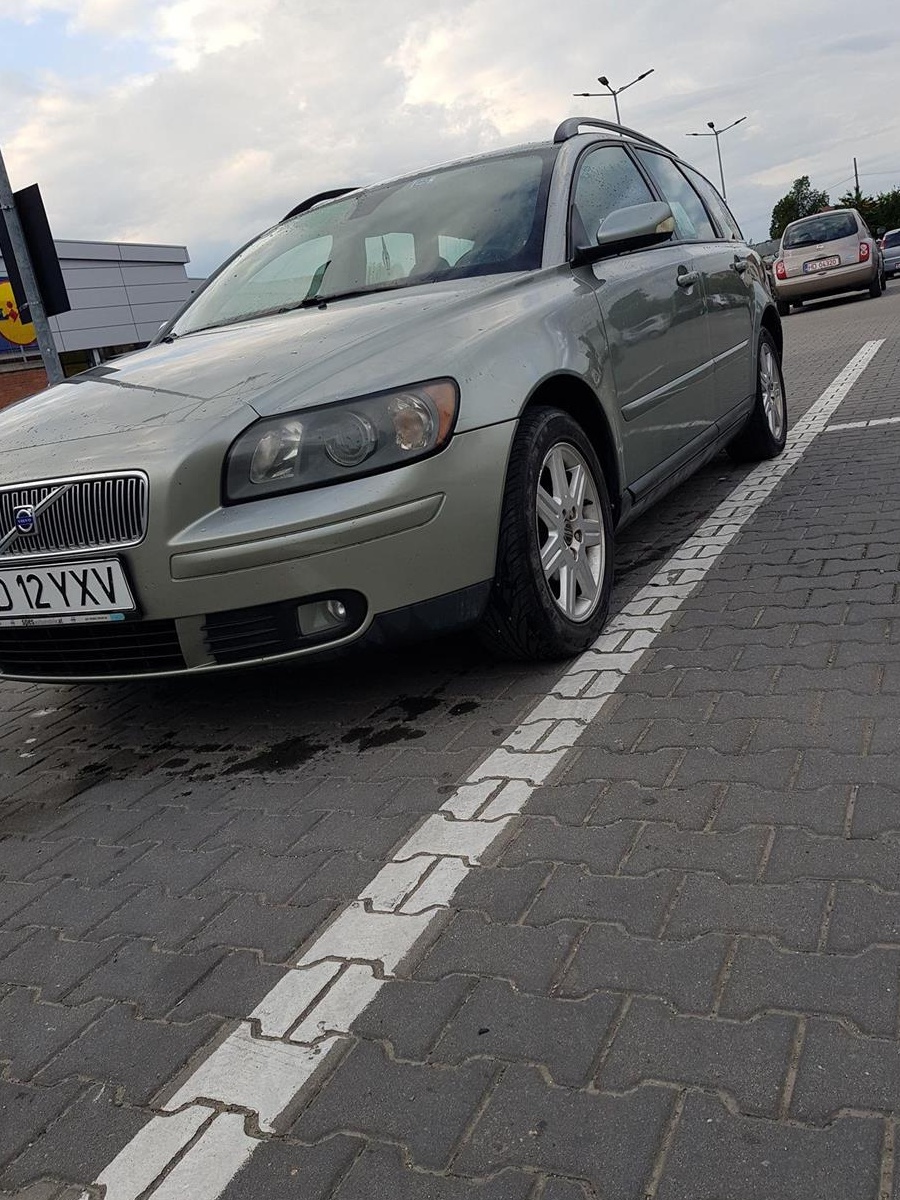 Volvo V50