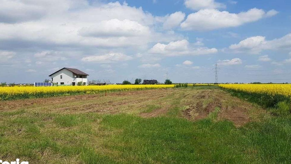 Vrei sa iti construiesti casa mult dorita?Terenul il avem noi!Toate ut