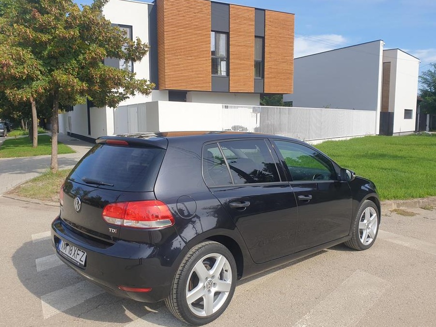 VW GOLF 2013 Hatchback 130.000 km Navi Camera 1,6 TDI