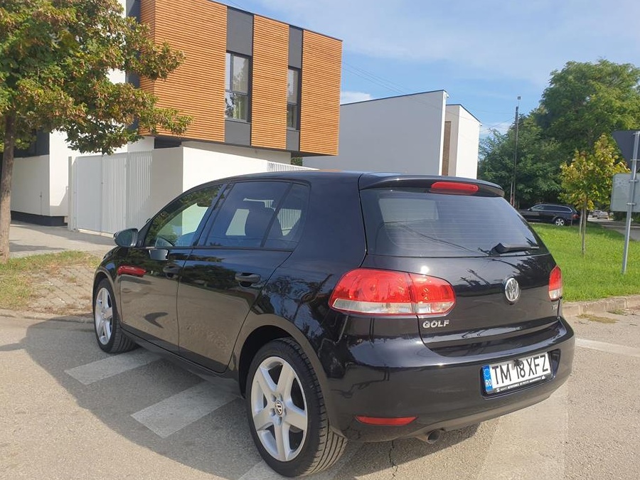 VW GOLF 2013 Hatchback 130.000 km Navi Camera 1,6 TDI