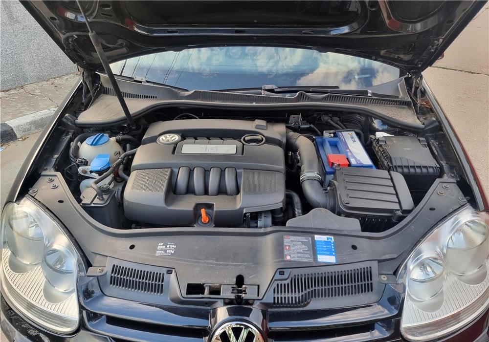 VW Golf 5 1.6MPI DubluClima ÎncălzireScaune An2008 KmREALI