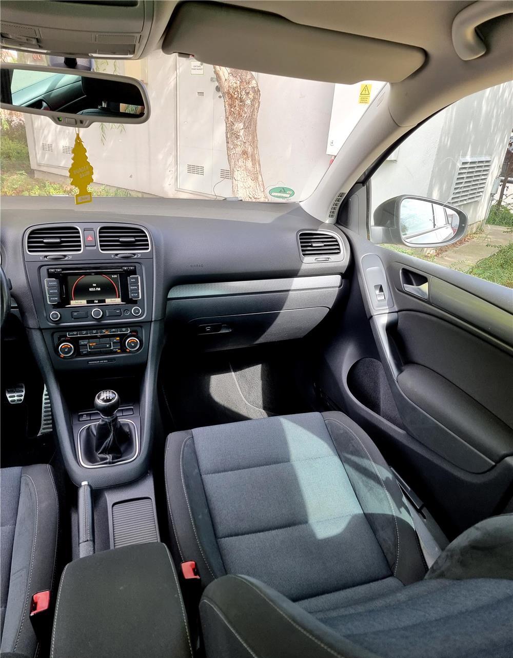VW Golf 6 1.2TSI STYLE An2012 NaviVW DubluClima ÎncălzireScaune SenzoriPloaie PilotAutomat