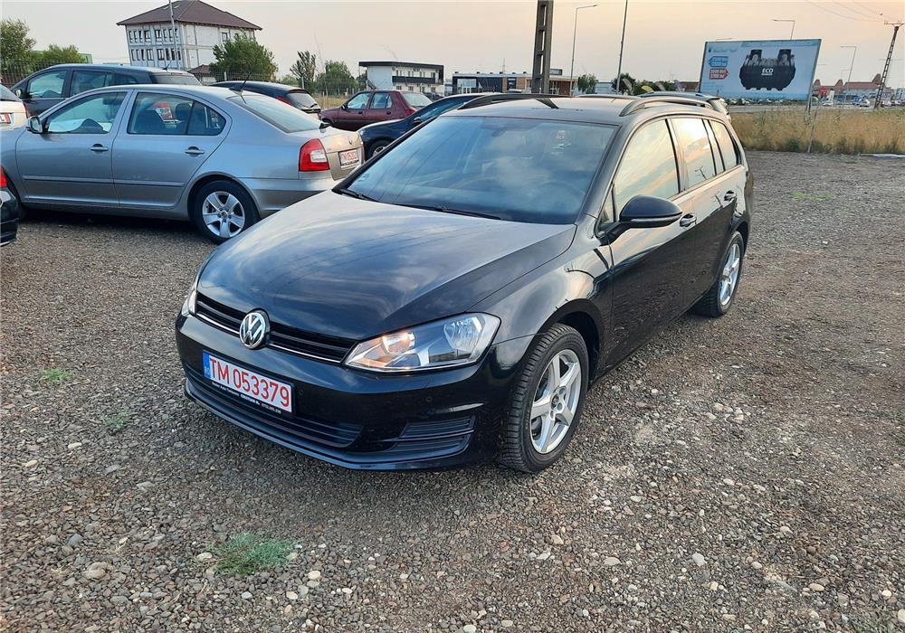 Vw Golf 7 1.6 TDI, 2016, navi color, 8 roti, incalz. scaune, TVA deductibil