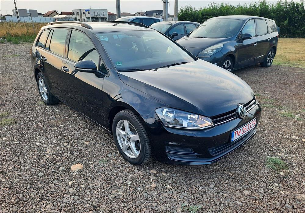 Vw Golf 7 1.6 TDI, 2016, navi color, 8 roti, incalz. scaune, TVA deductibil