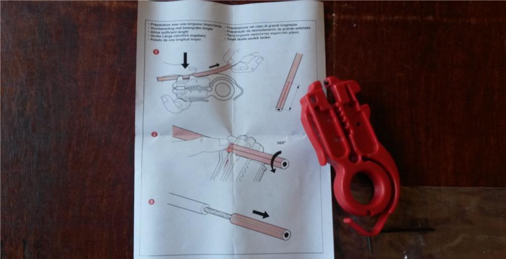 Wire stripper - Instrument profesional pentru cabluri electrice si FO