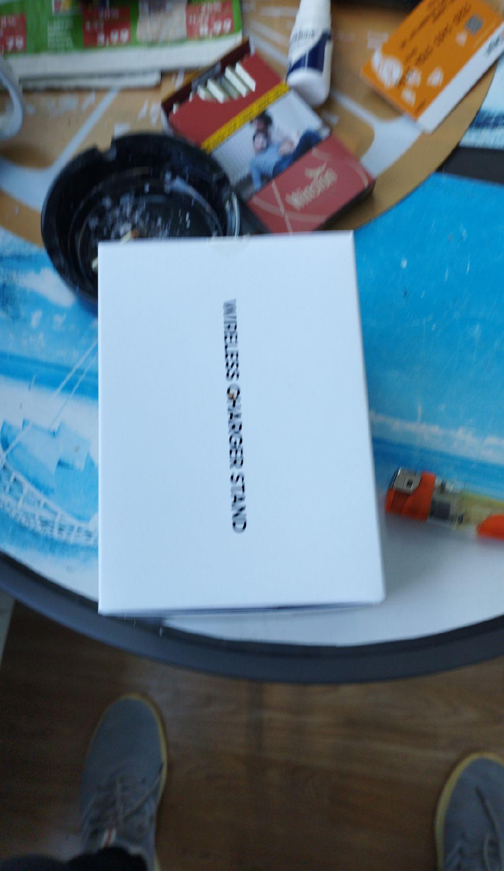 WIRELESS CHARGER STAND
