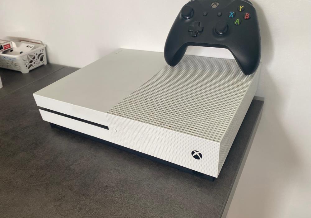 Xbox One S+GTA5, Forza Horizon 4 si Fifa18