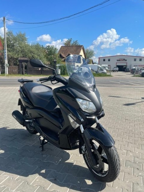 Yamaha X-max