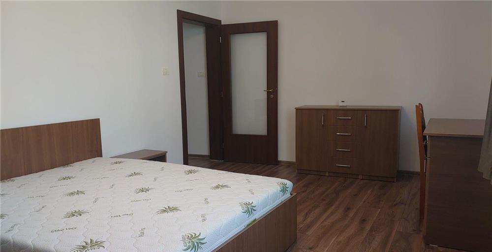 ZONA BALCESCU,CENTRALA PROPRIE,DECOMANDAT, MOBILAT, UTILAT