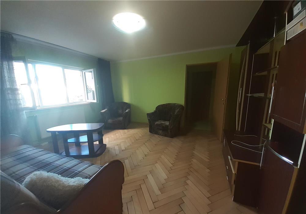 Zona Kiriac, parter inalt, bloc izolat.