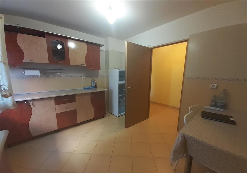 Zona Kiriac, parter inalt, bloc izolat.