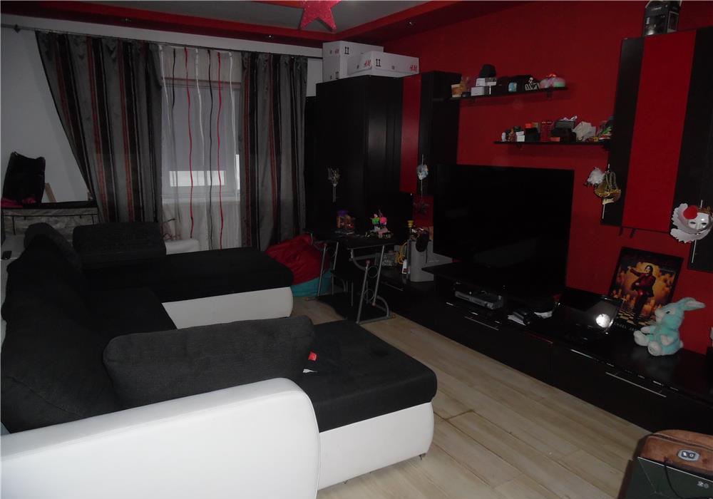 Zona linistita. In apropiere de Thalia. Centrala proprie