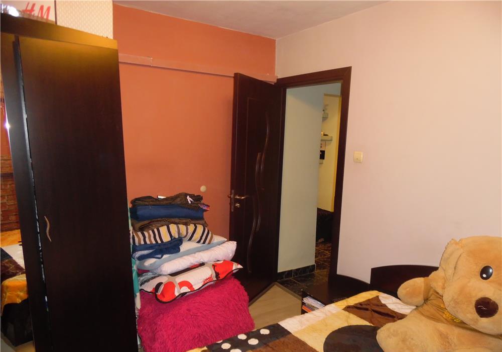 Zona linistita. In apropiere de Thalia. Centrala proprie